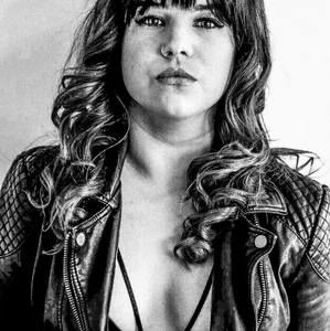 Meet your Posher, Shelbi